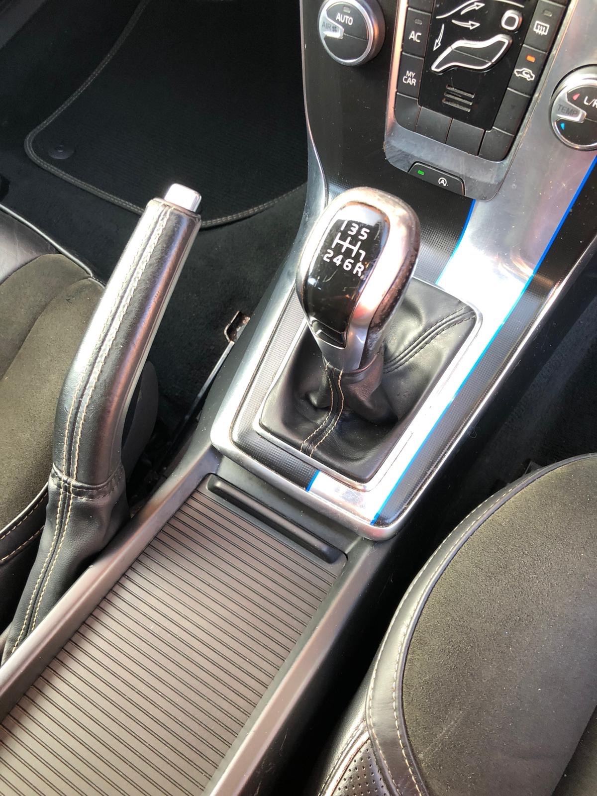 Used Volvo V40 2015 for sale - 76722756: Photo 16