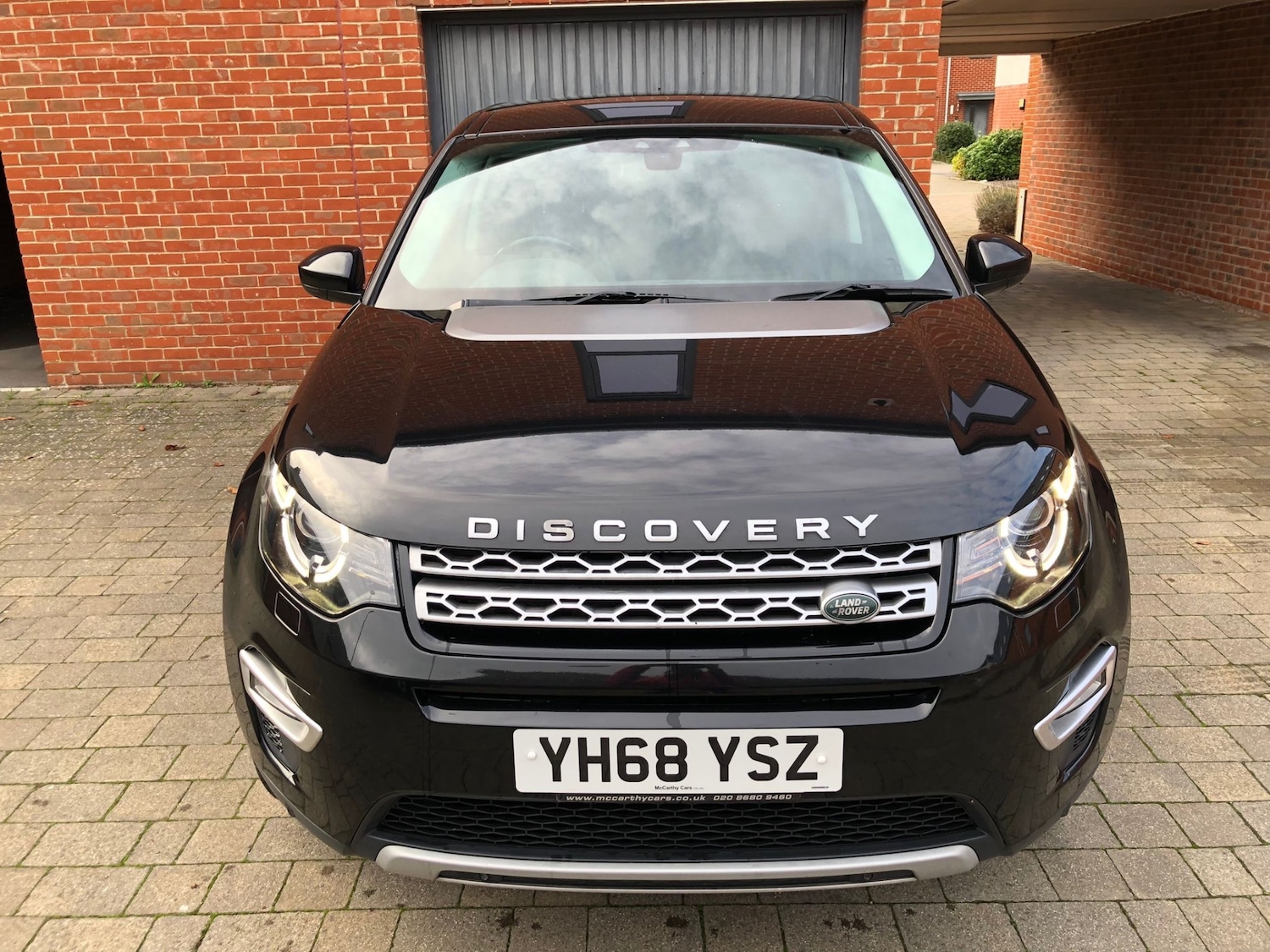 Used Land Rover Discovery Sport 2018 for sale - 76588225: Photo 3
