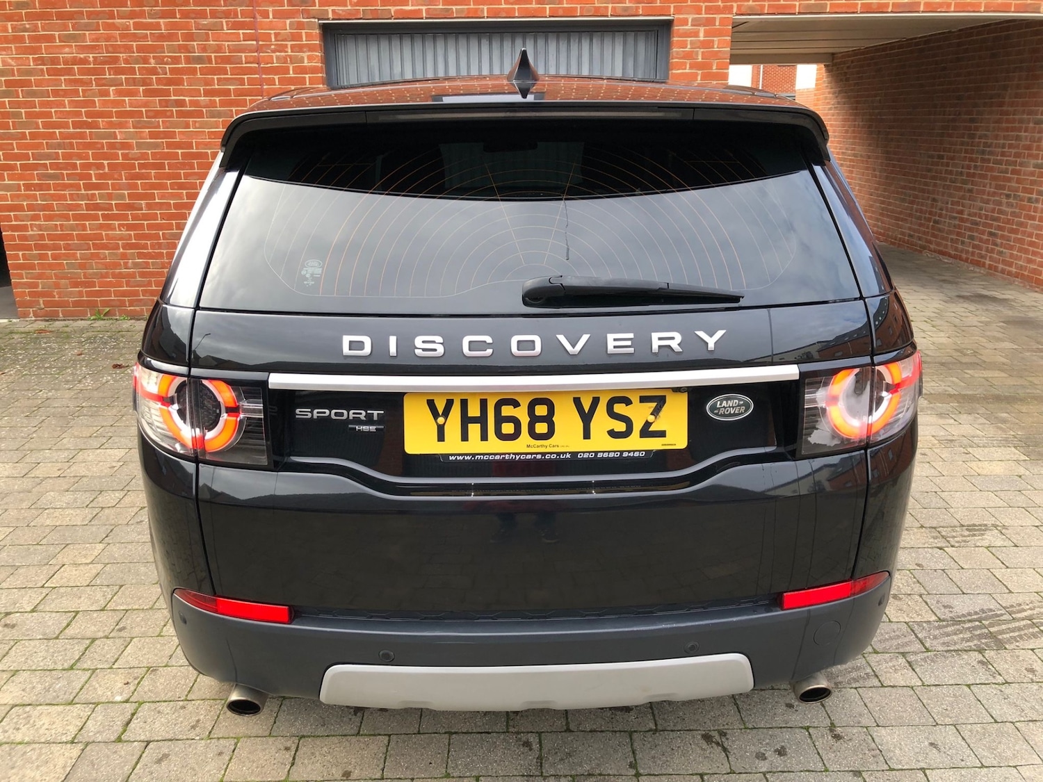 Used Land Rover Discovery Sport 2018 for sale - 76588225: Photo 4