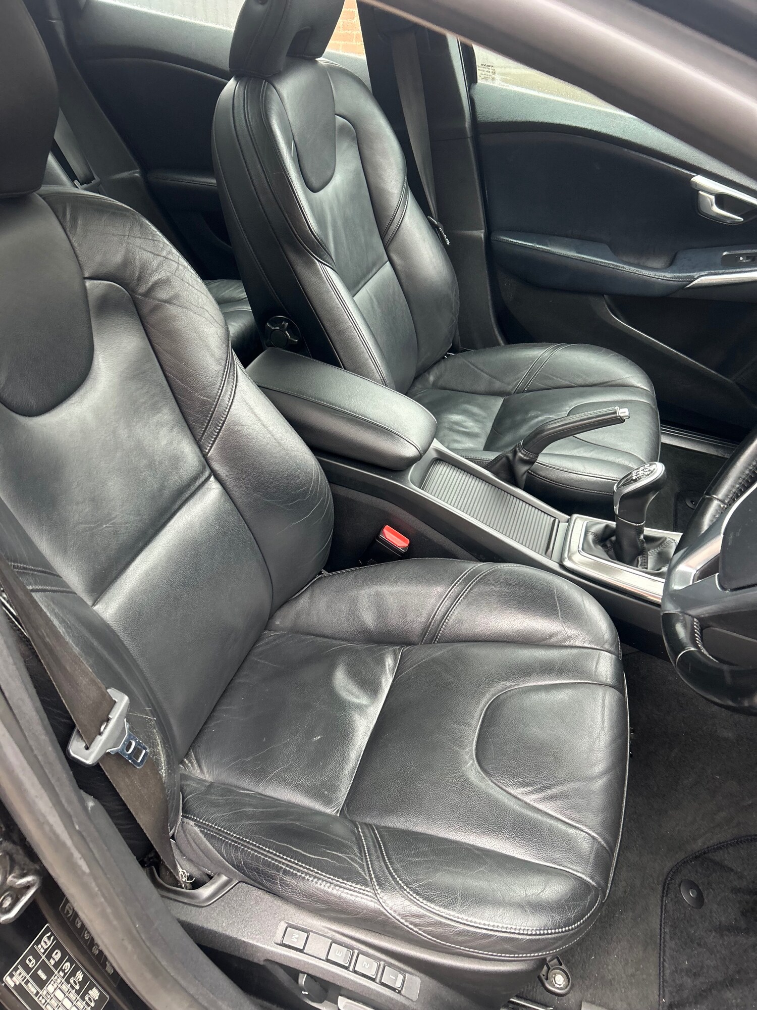 Used Volvo V40 2012 for sale - 77593078: Photo 10