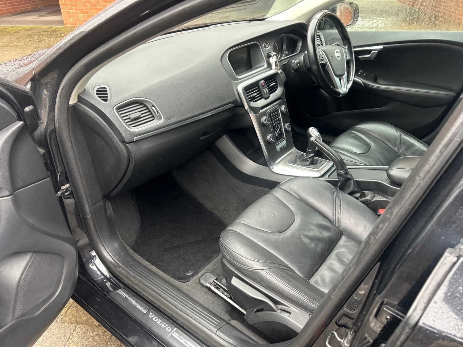 Used Volvo V40 2012 for sale - 77593078: Photo 12