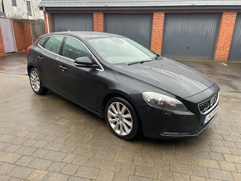 Used Volvo V40 2012 for sale - 77593078: Photo
