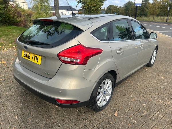 Used Ford Focus 2016 for sale - 76252678: Photo 5