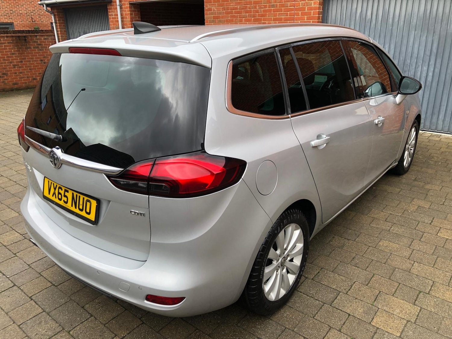 Vehicle 5