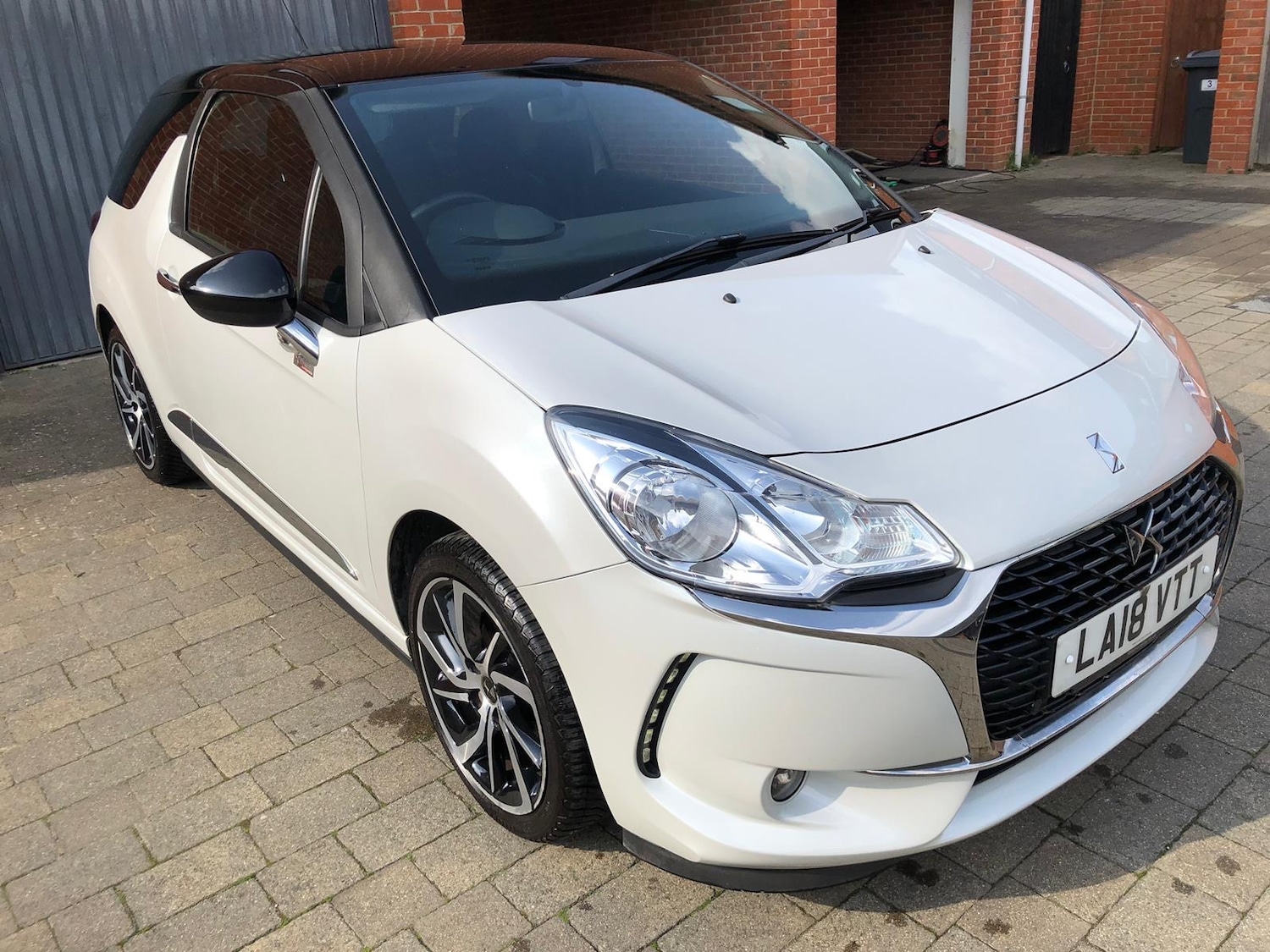 Used DS Automobiles DS 3 2018 for sale - 76055799: Photo 1