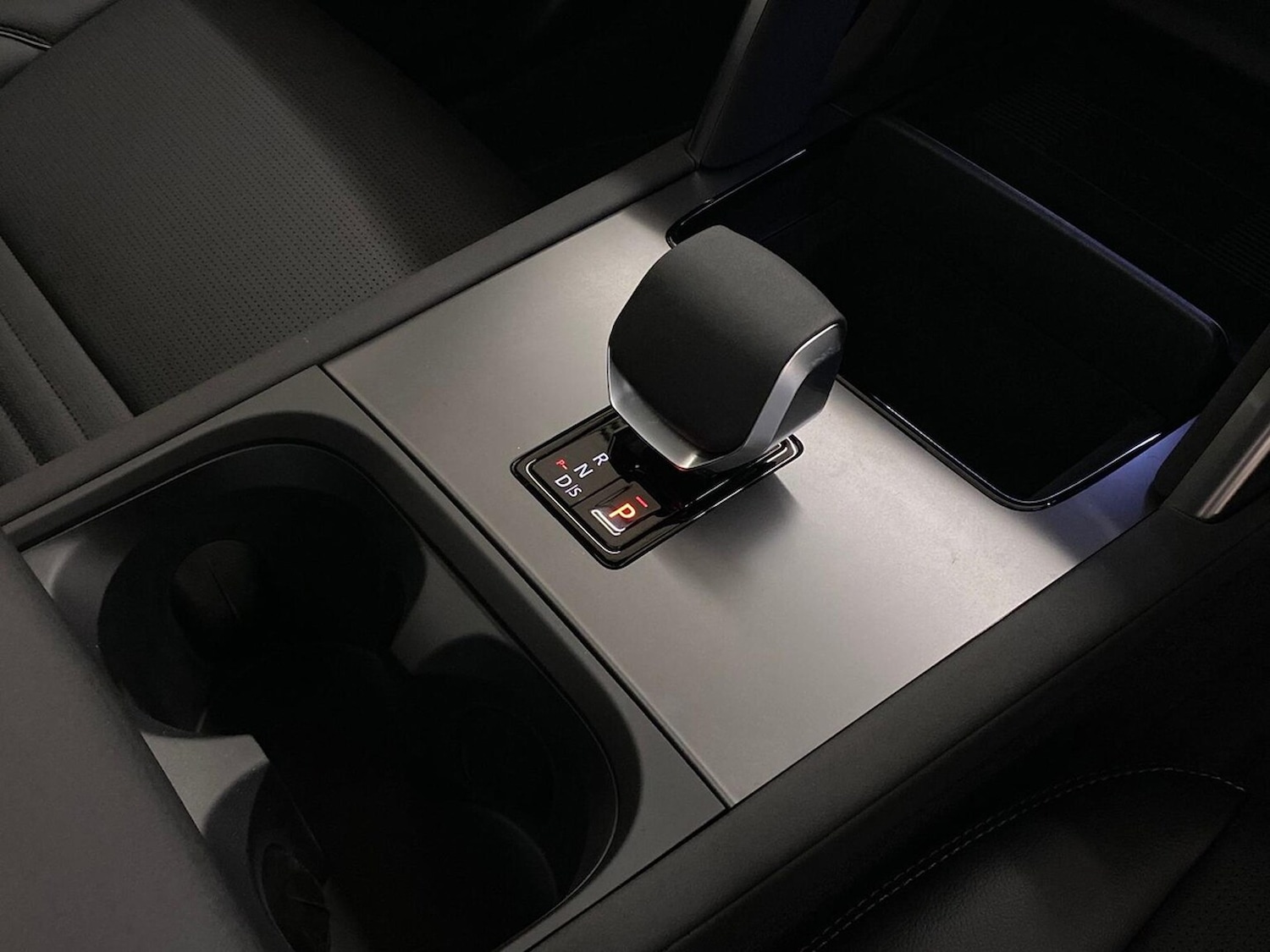 Used Land Rover Discovery Sport 2025 for sale - 78202055: Photo 15