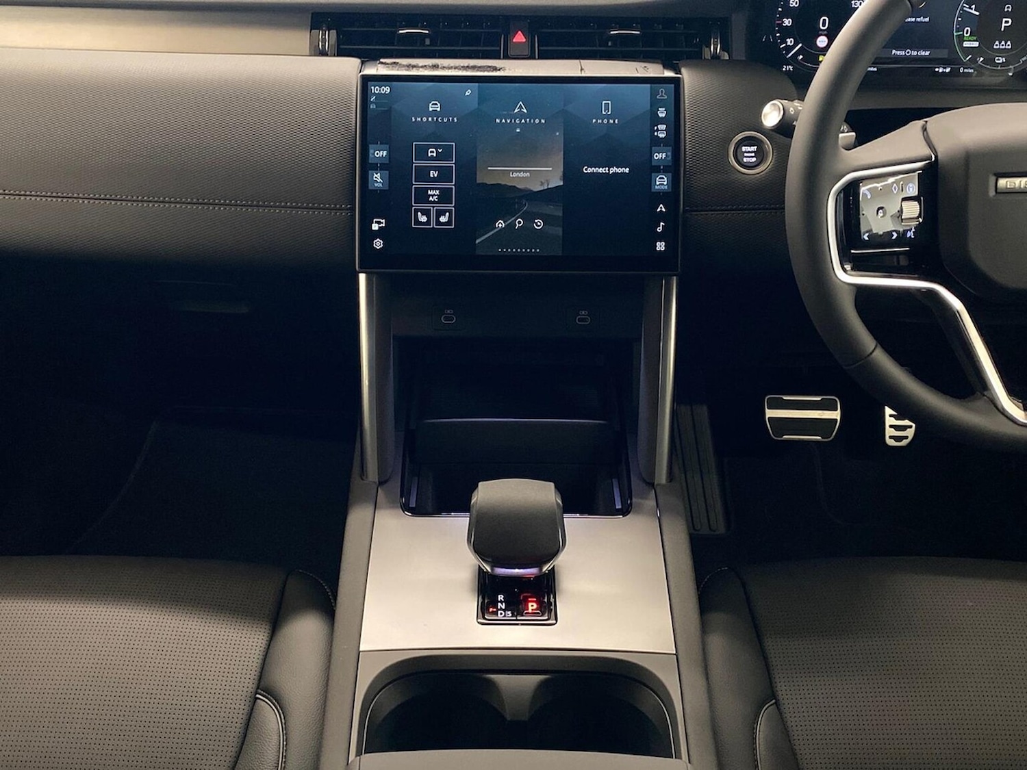 Used Land Rover Discovery Sport 2025 for sale - 78202055: Photo 16