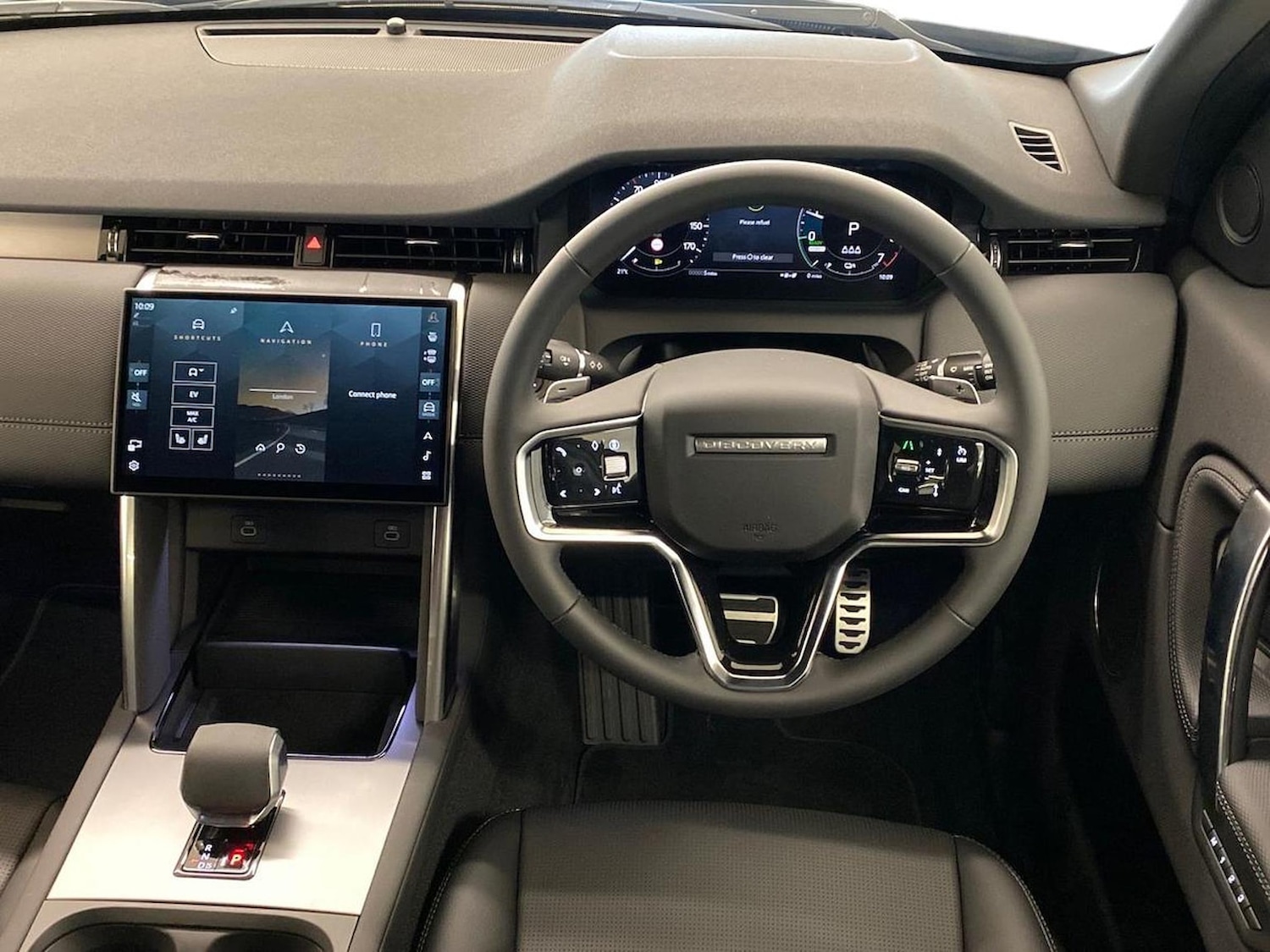 Used Land Rover Discovery Sport 2025 for sale - 78202055: Photo 17