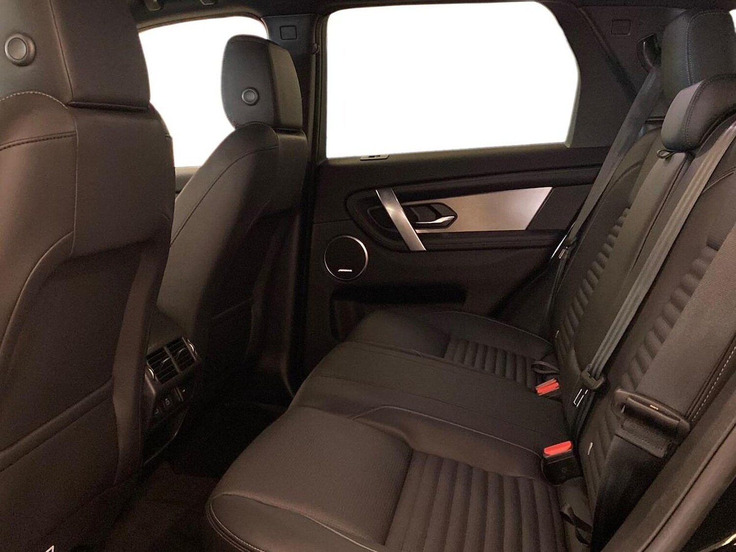 Used Land Rover Discovery Sport 2025 for sale - 78191528: Photo 6