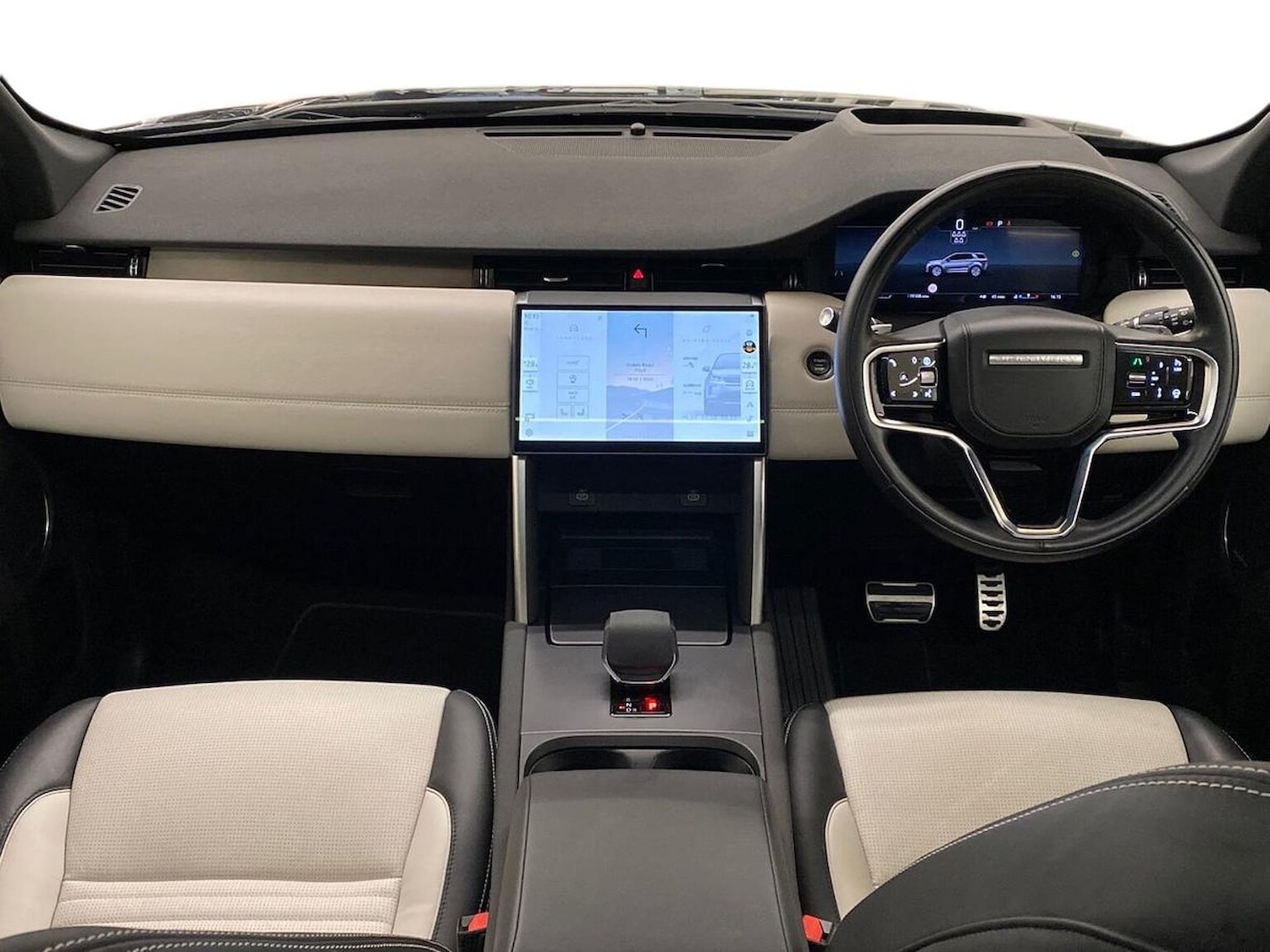 Used Land Rover Discovery Sport 2025 for sale - 76650250: Photo 9