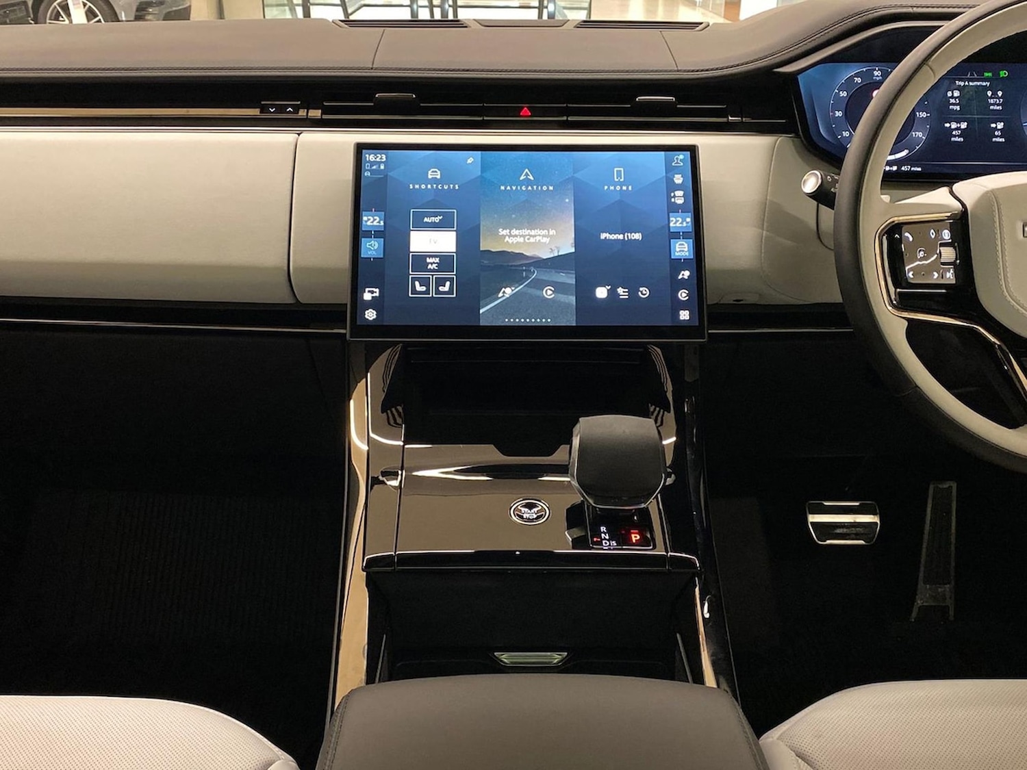 Used Land Rover Range Rover Sport 2025 for sale - 77489508: Photo 14