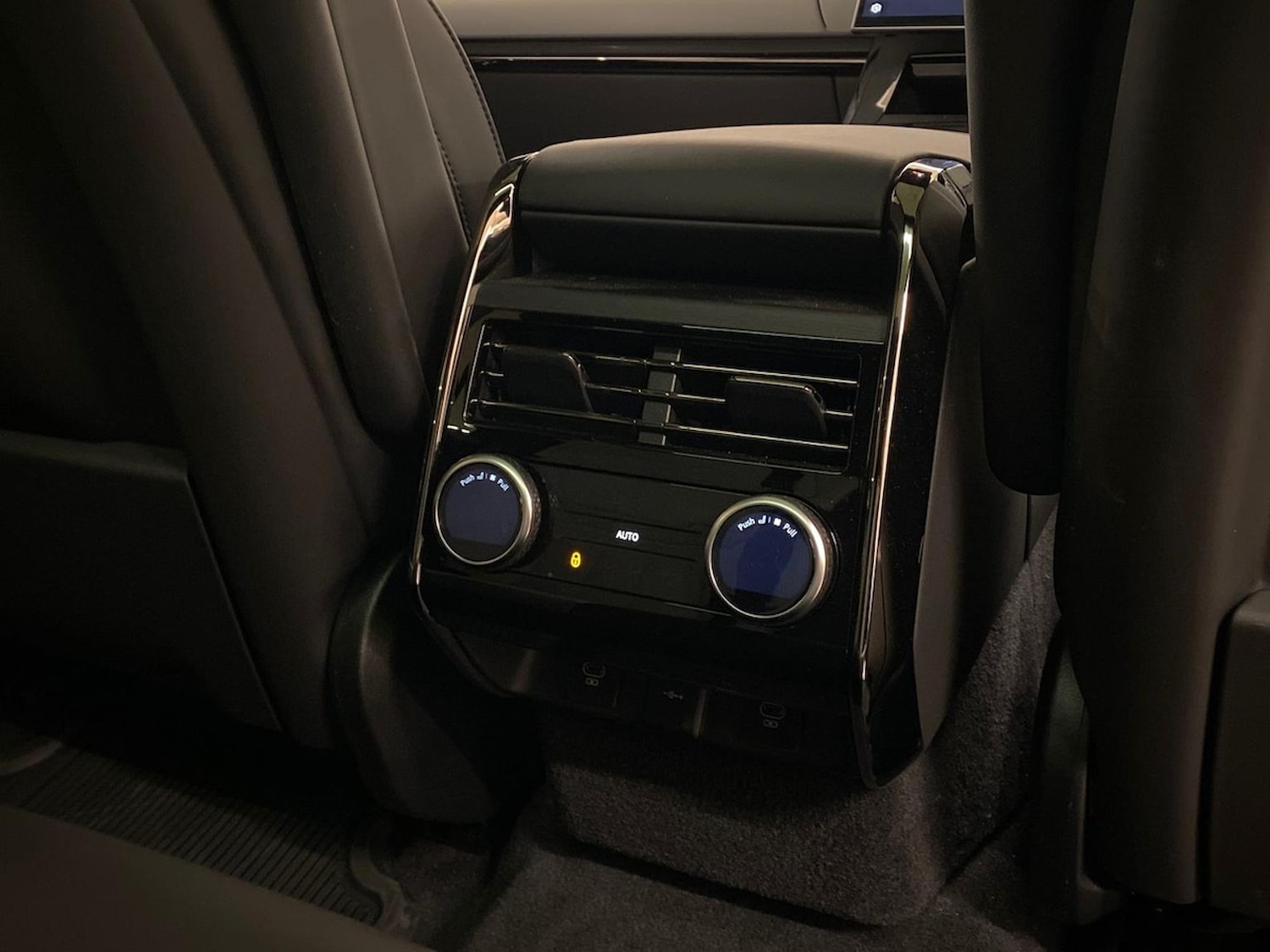 Used Land Rover Range Rover Sport 2025 for sale - 77489508: Photo 18