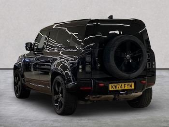 Used Land Rover Defender 2024 for sale - 77014907: Photo