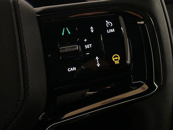 Used Land Rover Range Rover Evoque 2025 for sale - 76243907: Photo 32