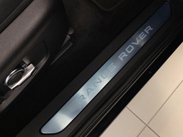 Used Land Rover Range Rover Evoque 2025 for sale - 76243907: Photo 38
