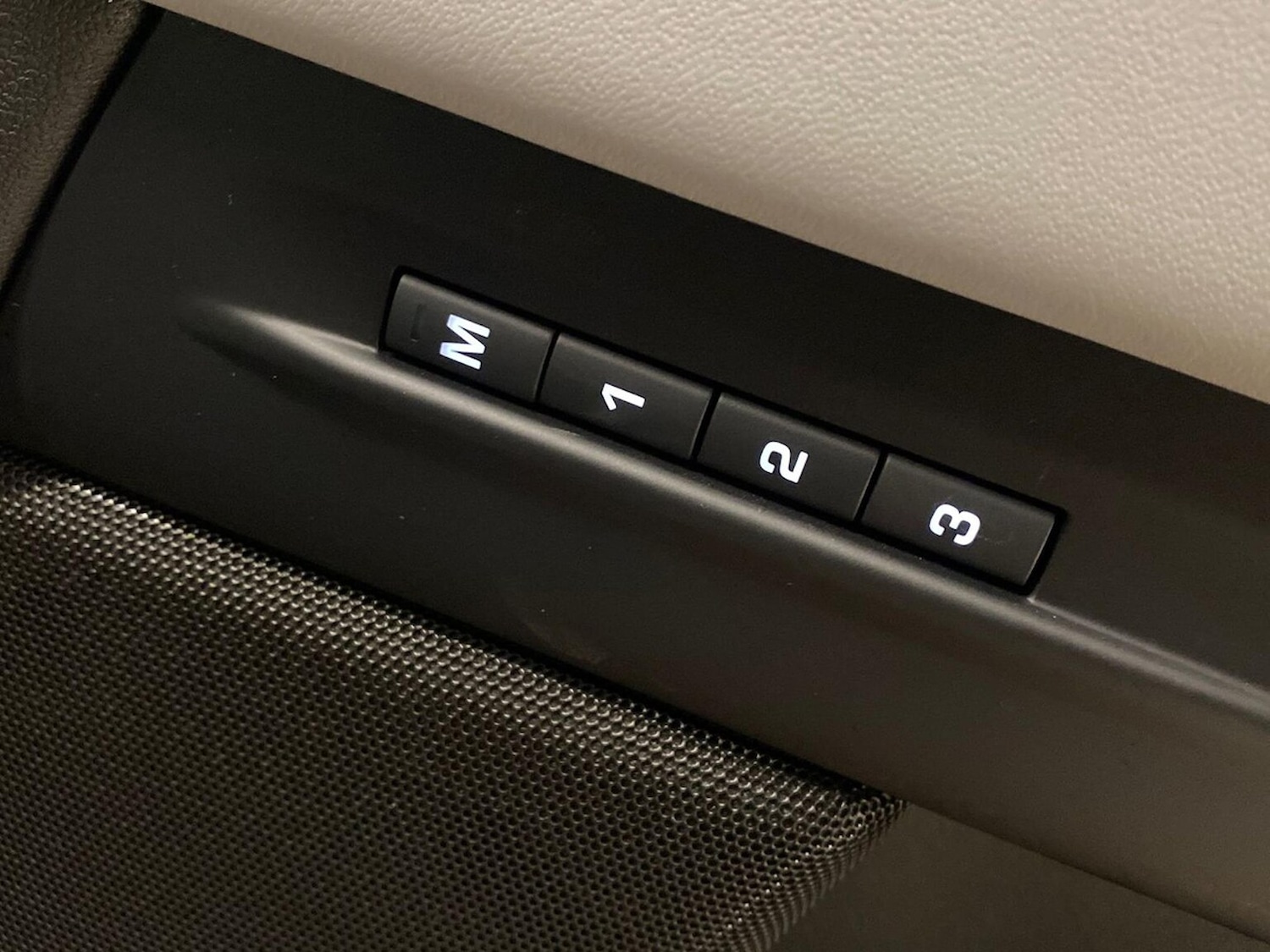 Used Land Rover Range Rover Evoque 2024 for sale - 78060620: Photo 25