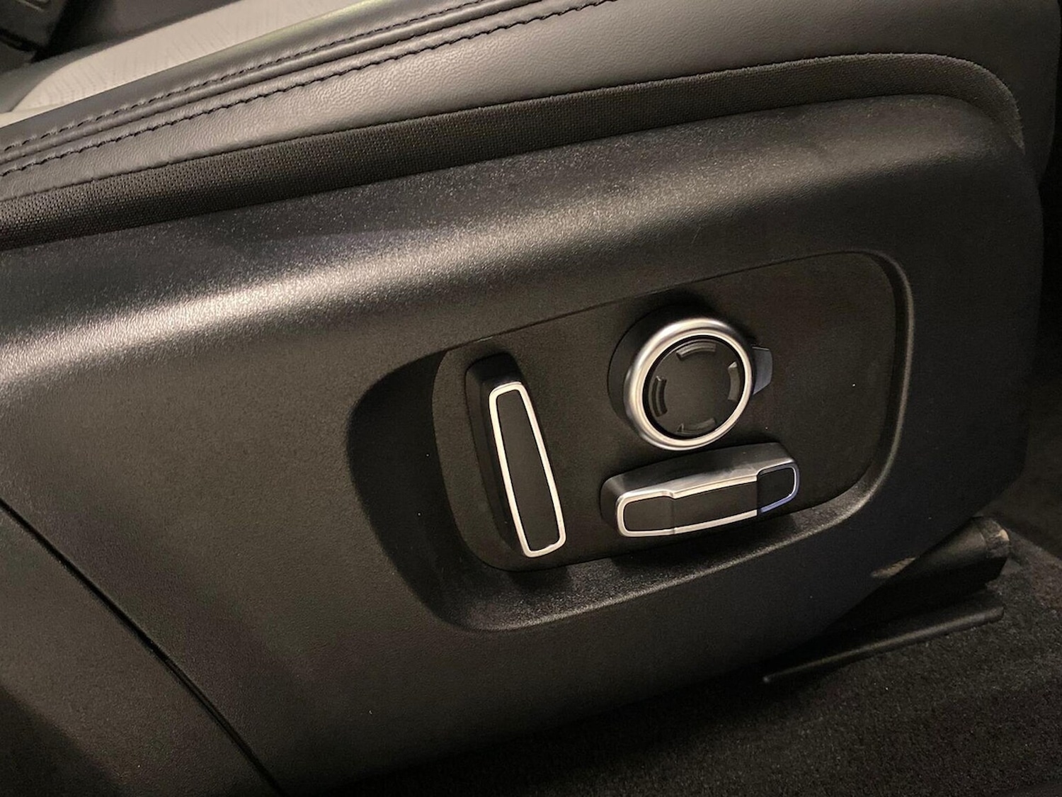 Used Land Rover Range Rover Evoque 2024 for sale - 78060620: Photo 35