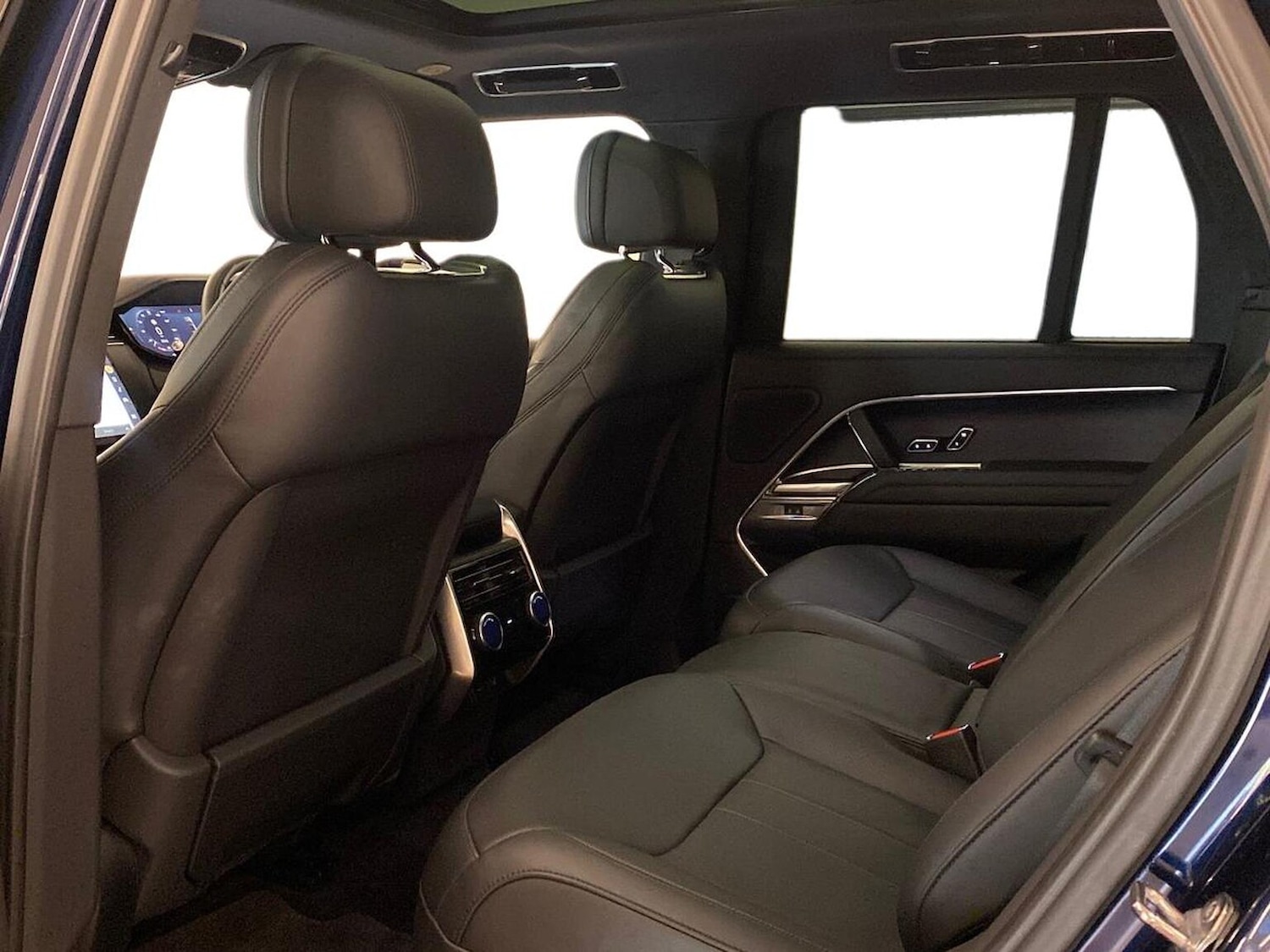 Used Land Rover Range Rover 2023 for sale - 78191541: Photo 4