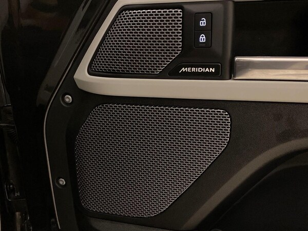 Used Land Rover Defender 2024 for sale - 76324600: Photo 24