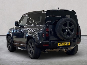 Used Land Rover Defender 2023 for sale - 76536649: Photo