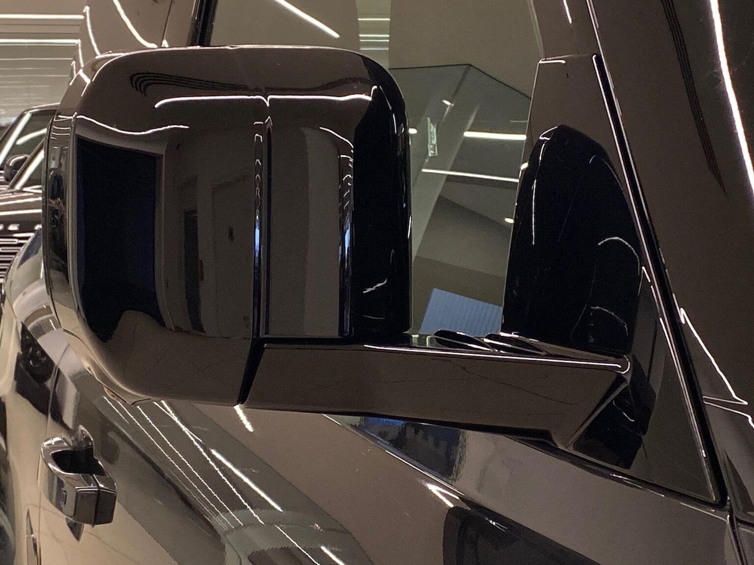 Used Land Rover Defender 2023 for sale - 76536649: Photo 33