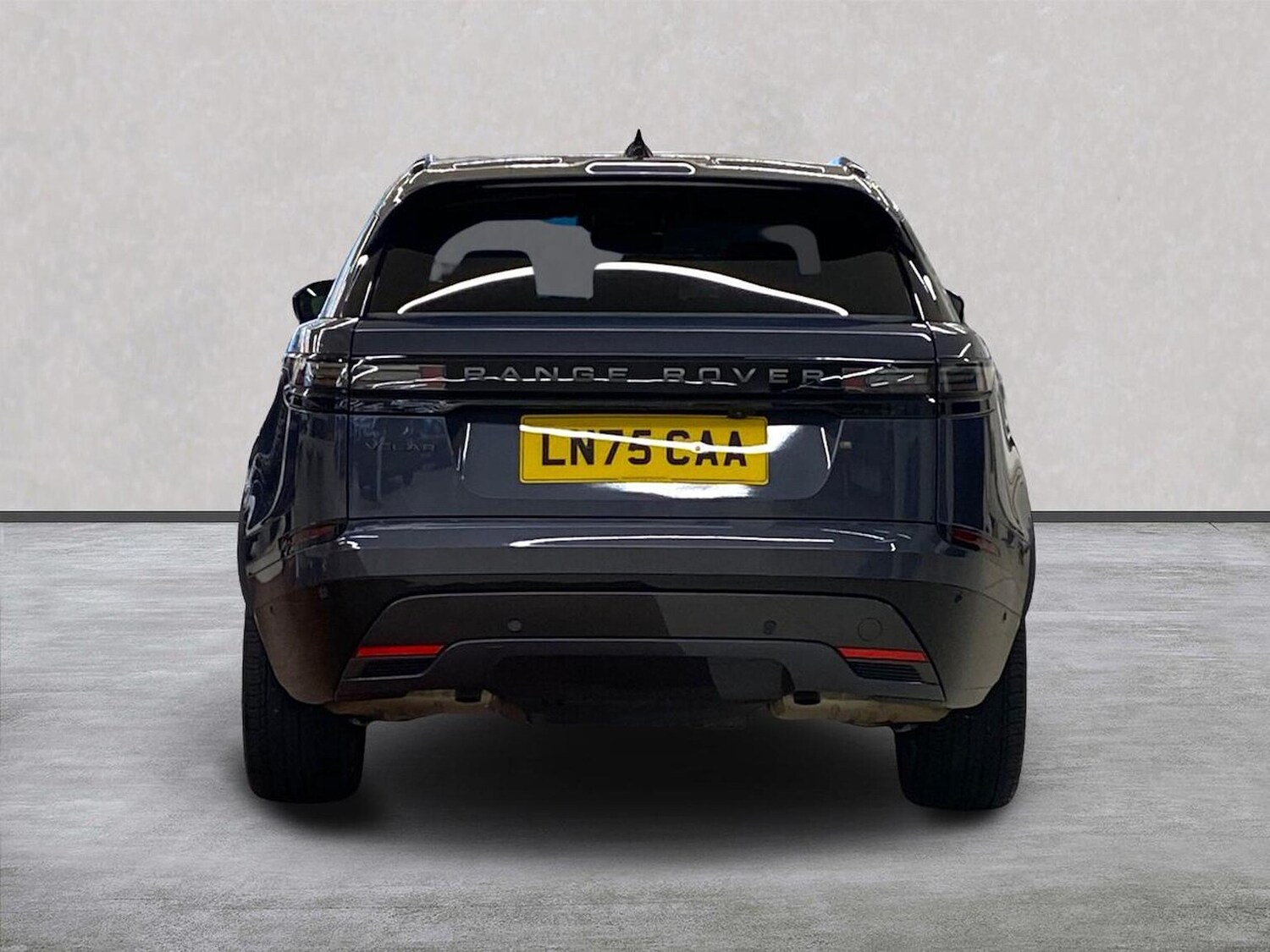 Used Land Rover Range Rover Velar 2025 for sale - 78191529: Photo 8