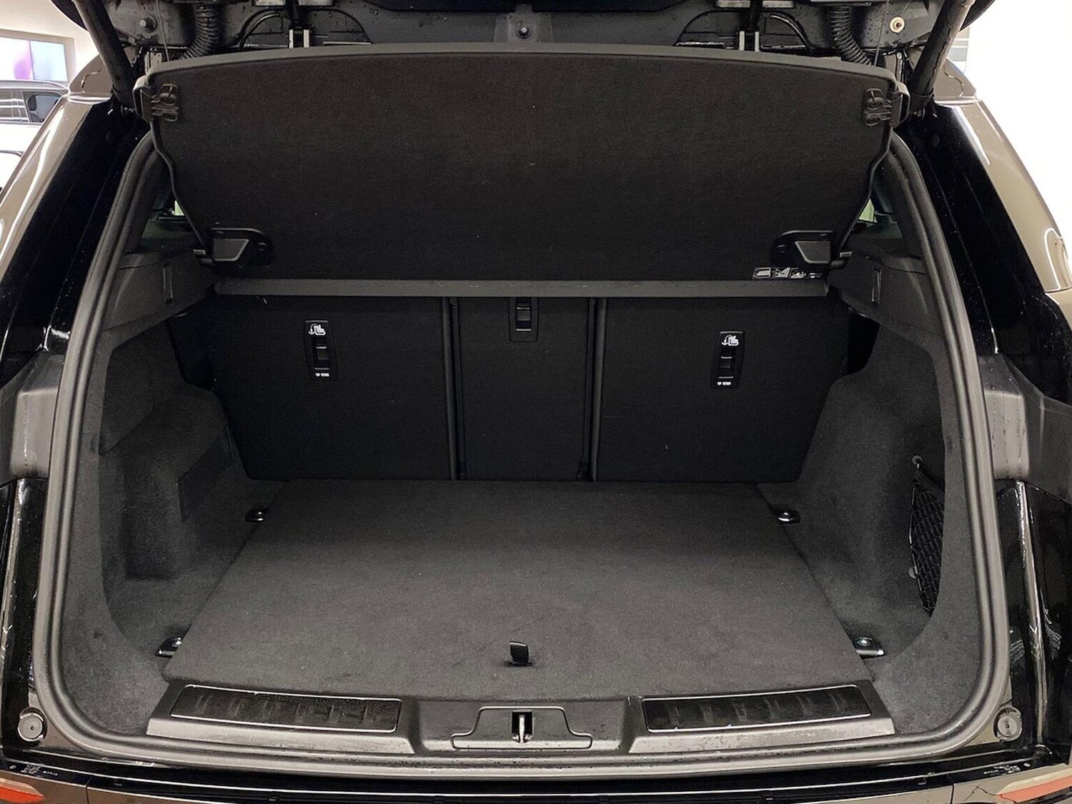 Used Land Rover Range Rover Evoque 2025 for sale - 77489497: Photo 10