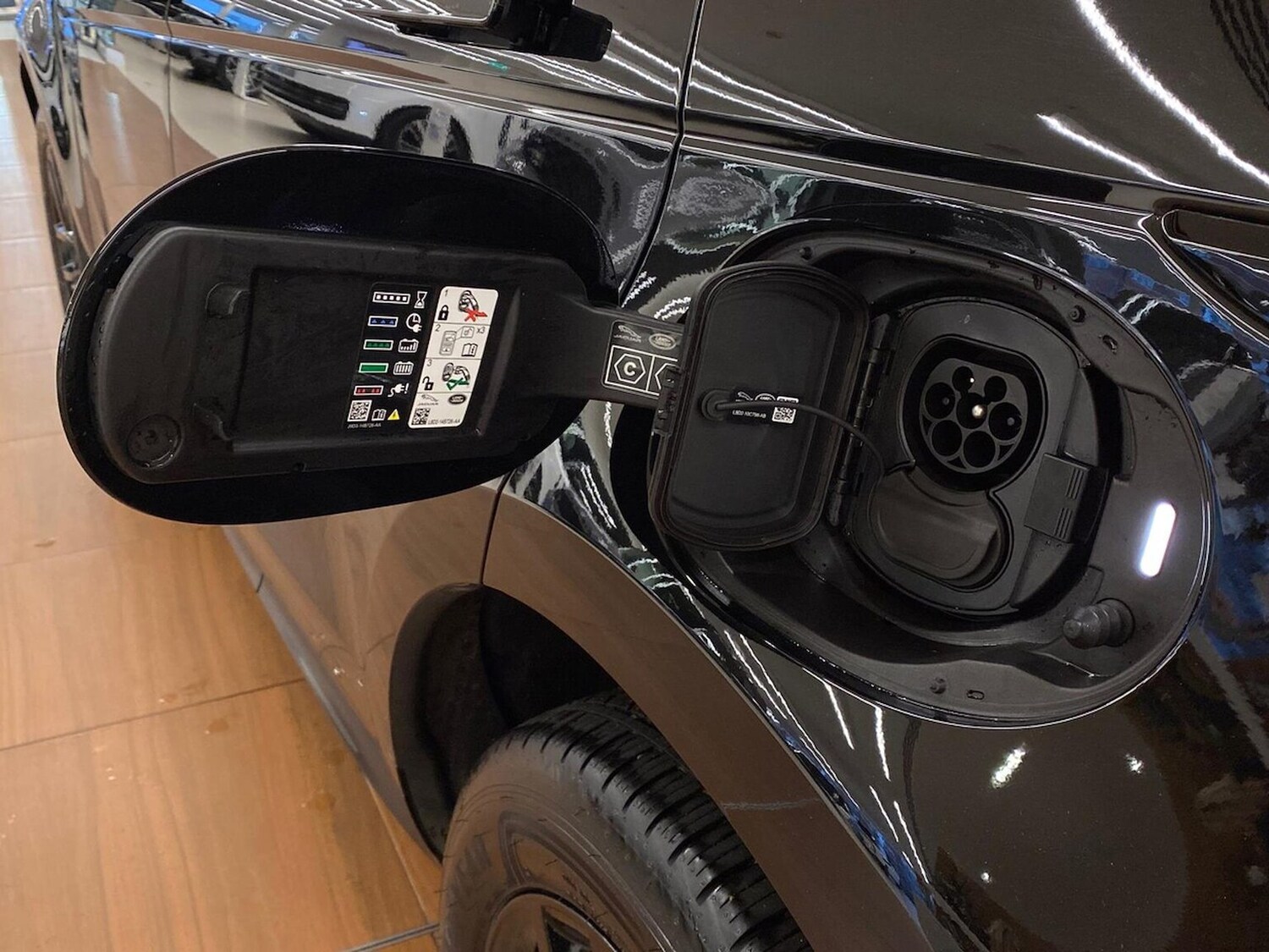 Used Land Rover Range Rover Evoque 2025 for sale - 77489497: Photo 31