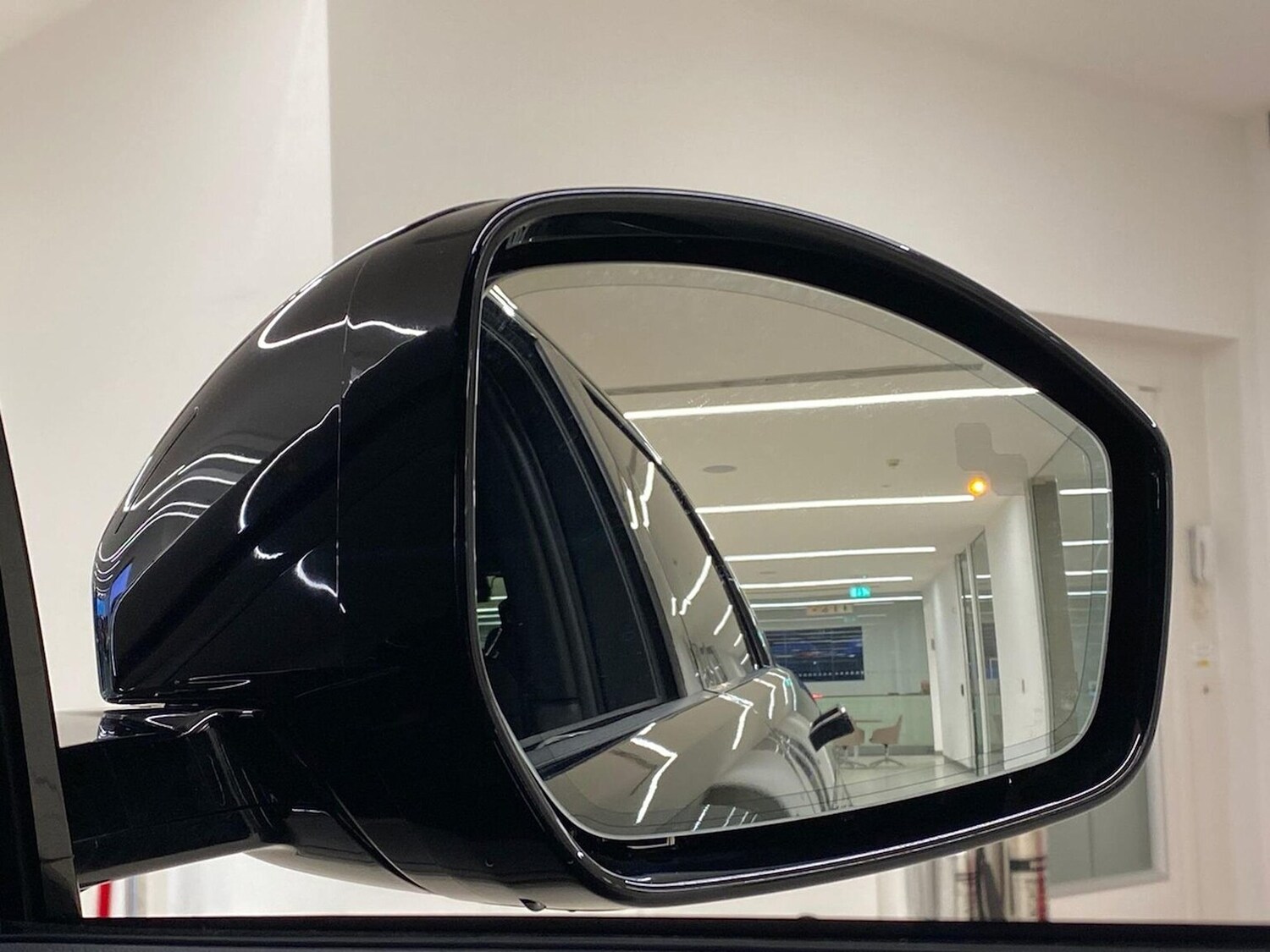 Used Land Rover Range Rover Evoque 2025 for sale - 77489497: Photo 40