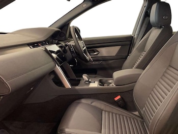 Used Land Rover Discovery Sport 2025 for sale - 78310709: Photo