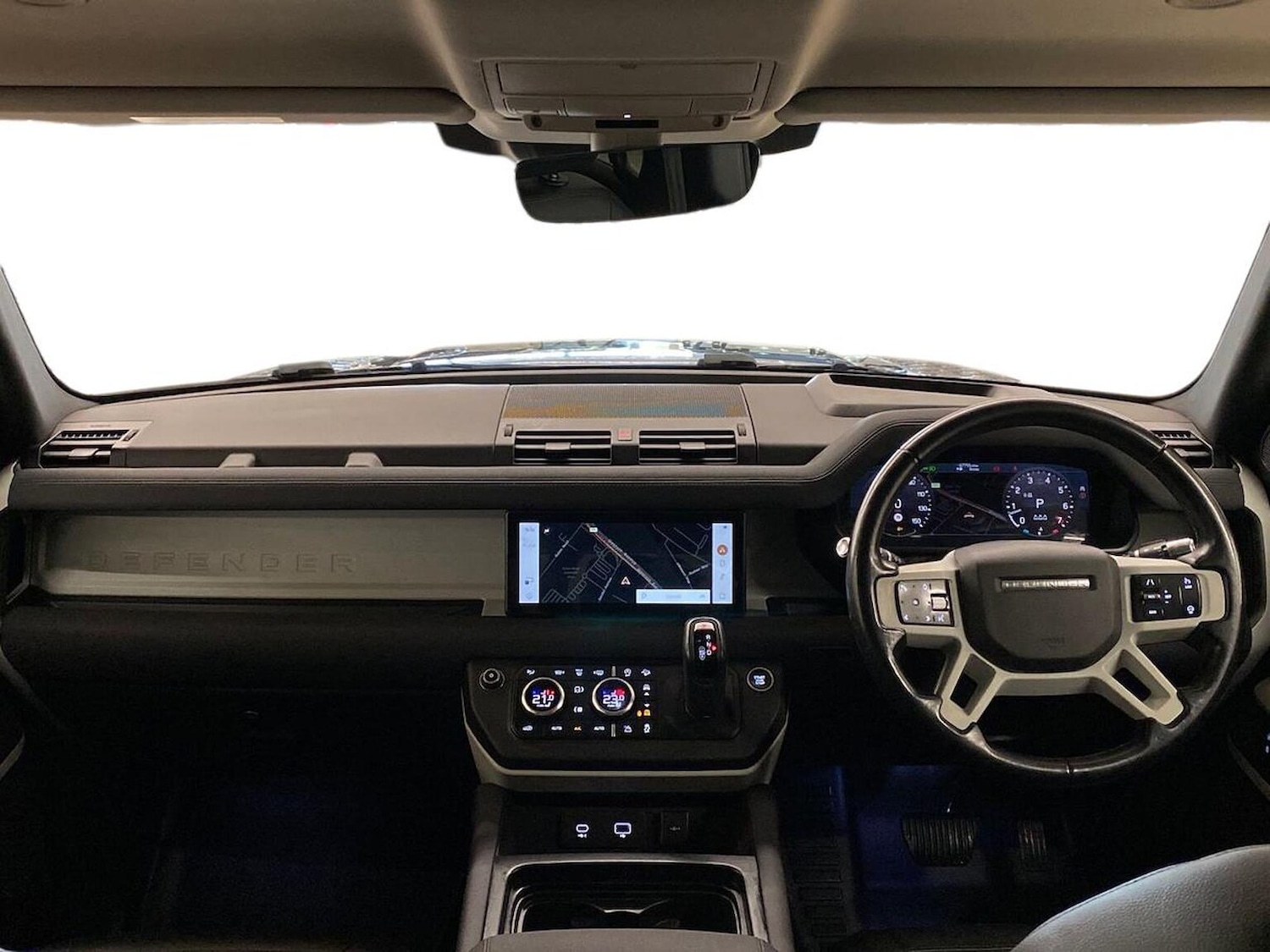 Used Land Rover Defender 2021 for sale - 76324616: Photo 9