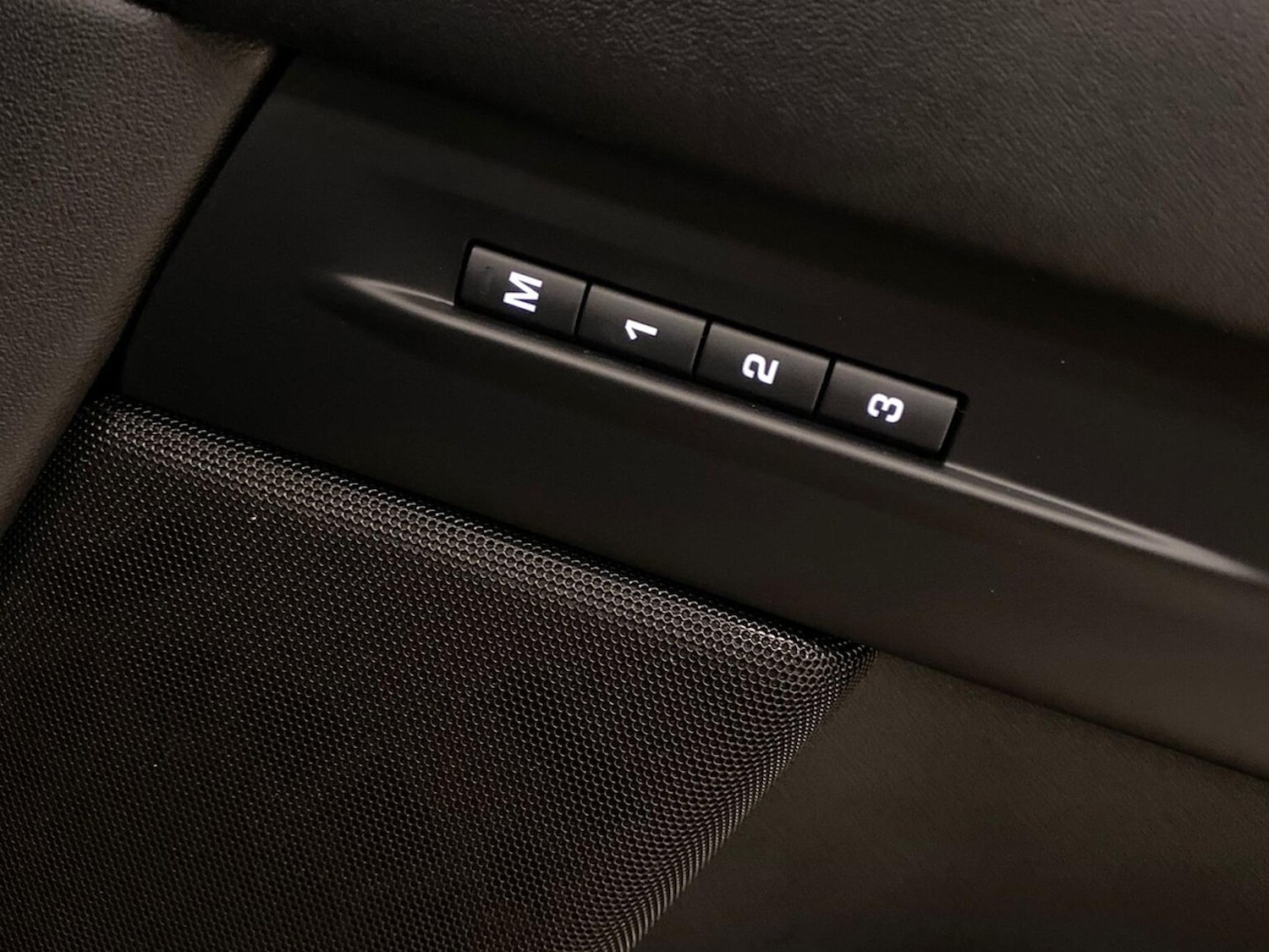 Used Land Rover Range Rover Evoque 2023 for sale - 76324597: Photo 25