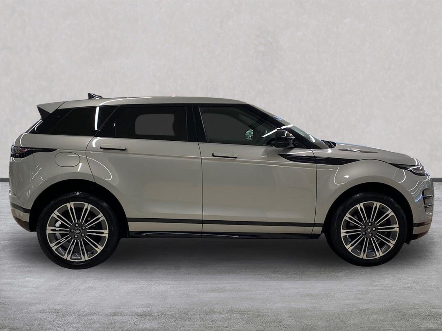 Used Land Rover Range Rover Evoque 2023 for sale - 76324597: Photo 5