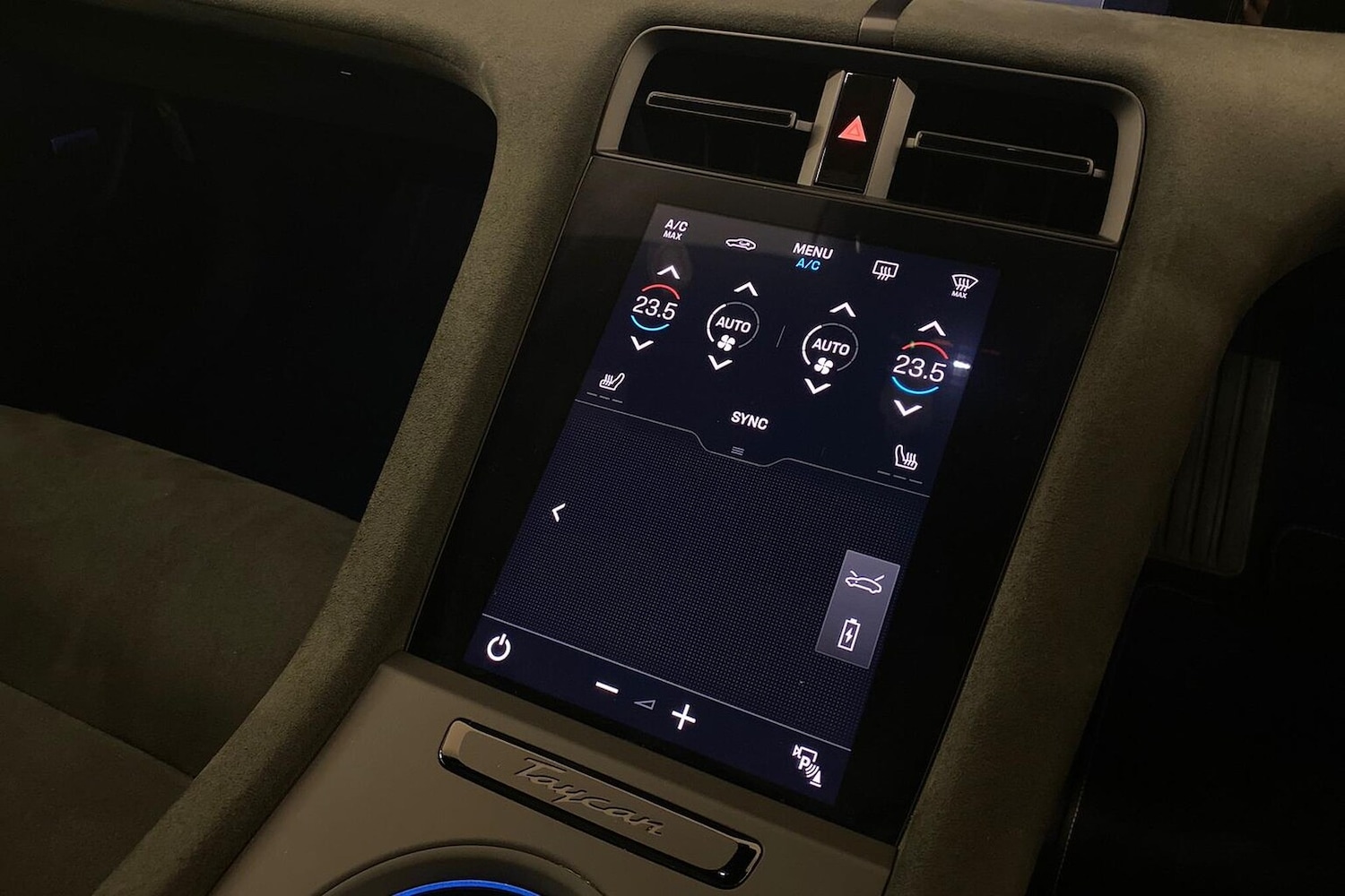 Used Porsche Taycan 2023 for sale - 76699393: Photo 12