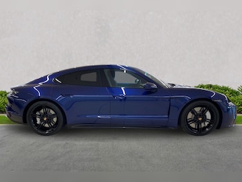 Used Porsche Taycan 2023 for sale - 76699393: Photo