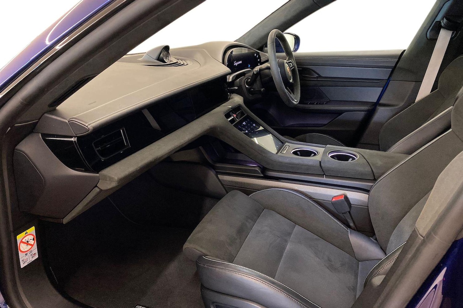 Used Porsche Taycan 2023 for sale - 76699393: Photo 7