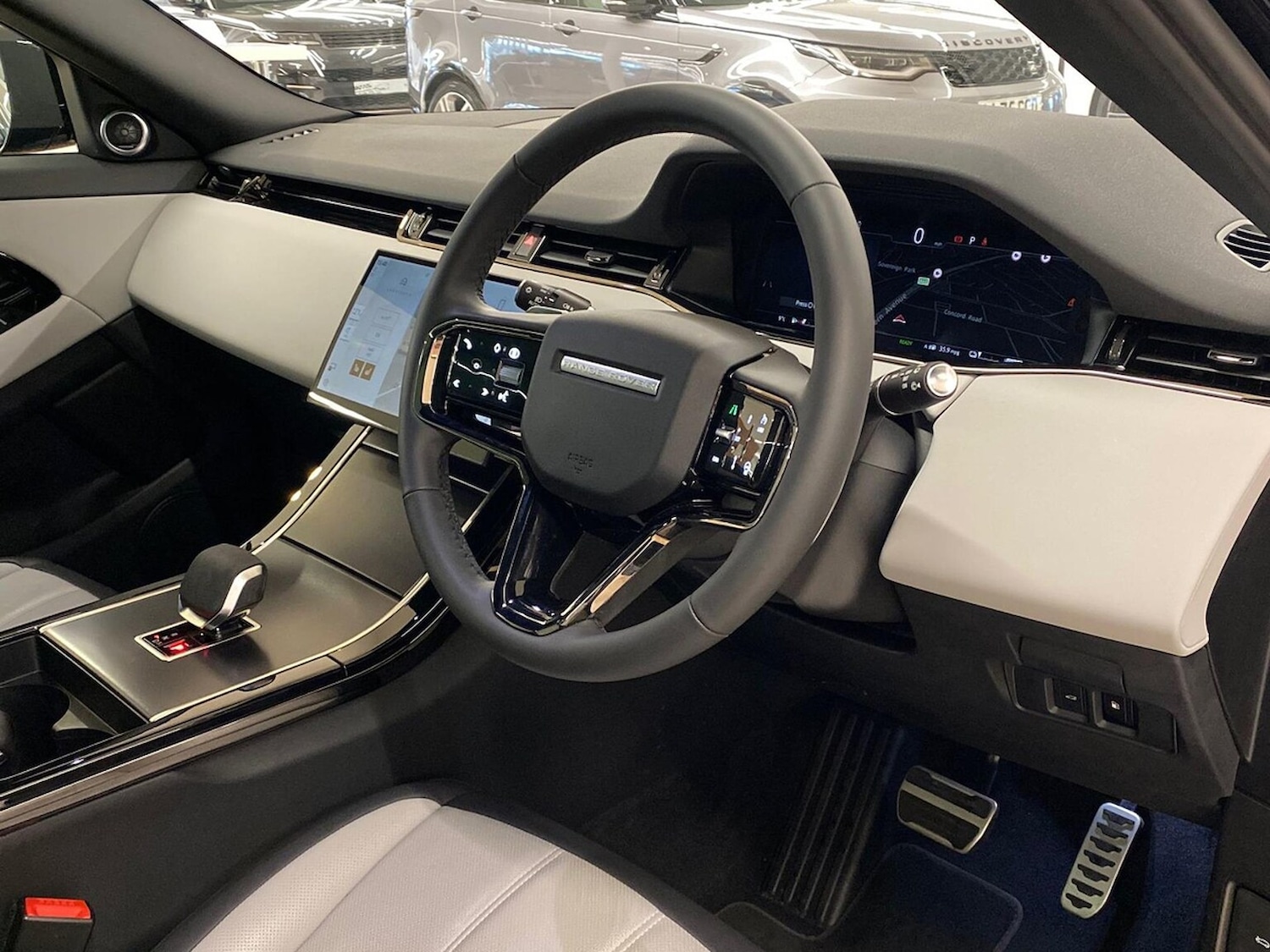 Used Land Rover Range Rover Evoque 2025 for sale - 77980028: Photo 39
