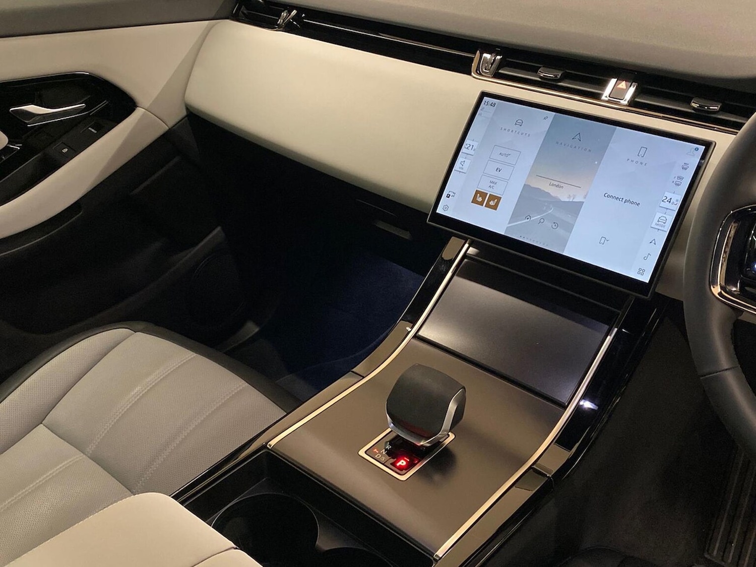 Used Land Rover Range Rover Evoque 2025 for sale - 77980028: Photo 40