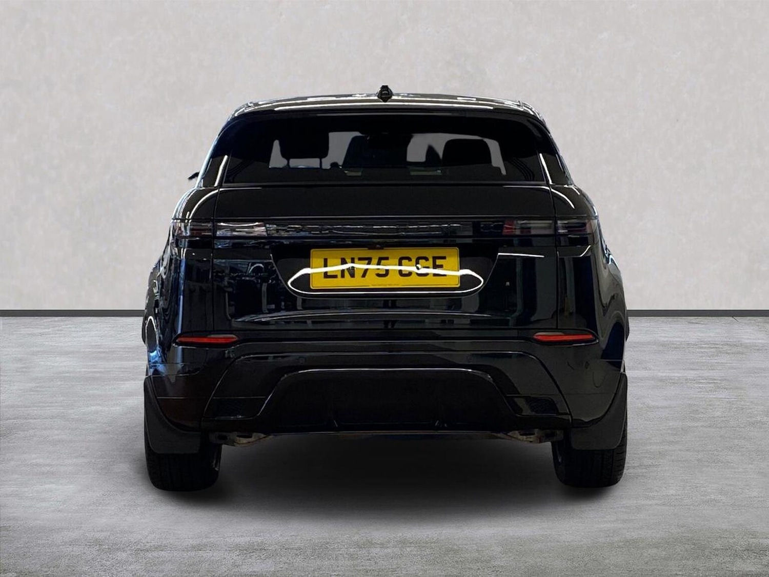 Used Land Rover Range Rover Evoque 2025 for sale - 77980028: Photo 6