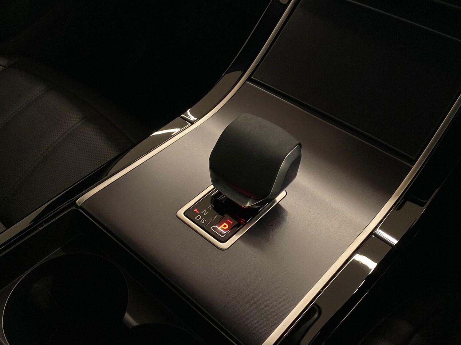 Used Land Rover Range Rover Evoque 2025 for sale - 76082490: Photo 13