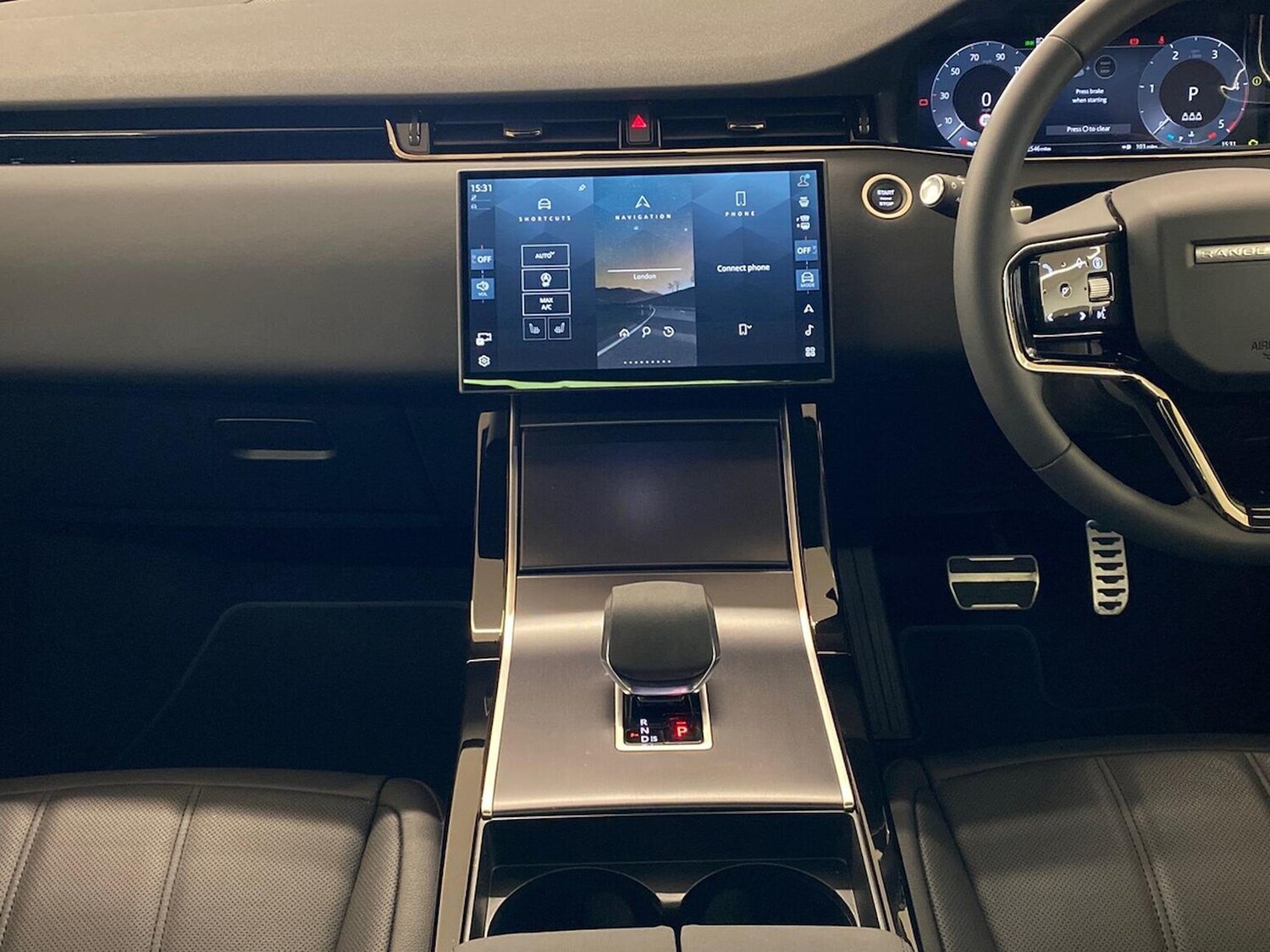 Used Land Rover Range Rover Evoque 2025 for sale - 76082490: Photo 14