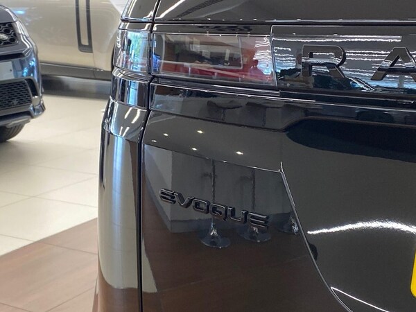 Used Land Rover Range Rover Evoque 2025 for sale - 76082490: Photo 26