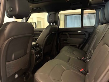 Used Land Rover Defender 2024 for sale - 78427860: Photo