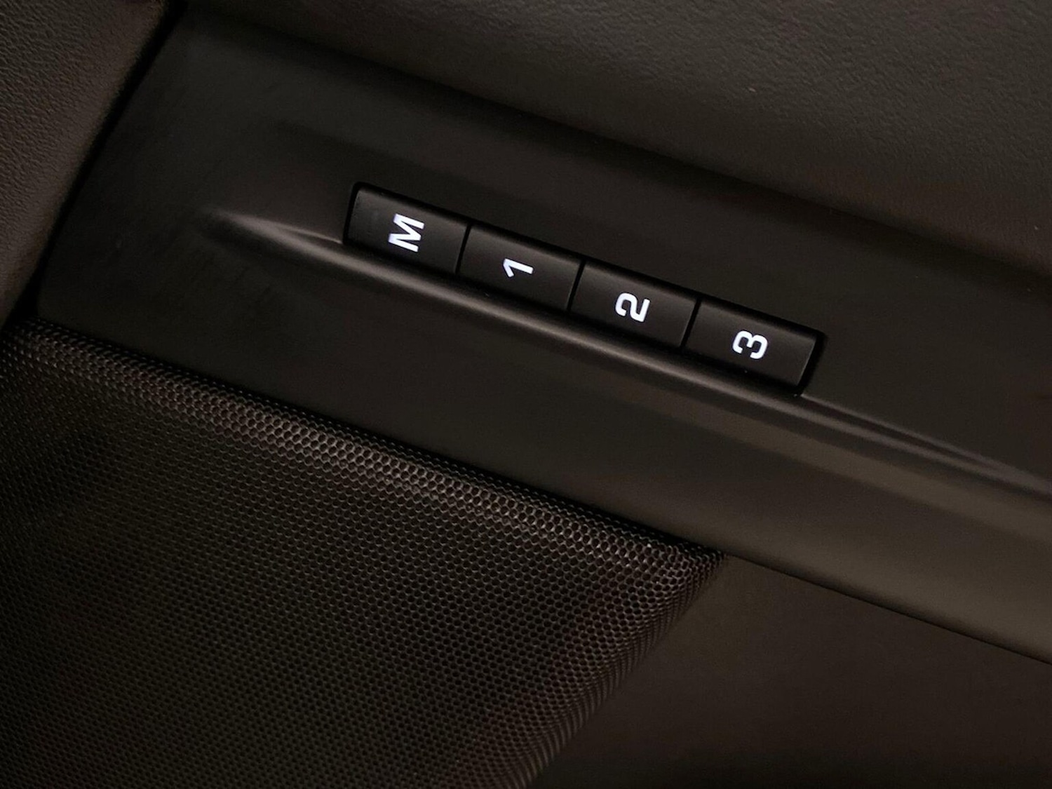 Used Land Rover Range Rover Evoque 2025 for sale - 76159562: Photo 25