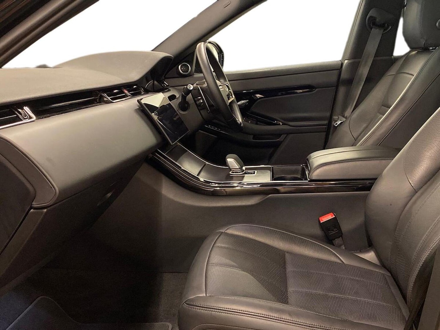 Used Land Rover Range Rover Evoque 2025 for sale - 76159562: Photo 3