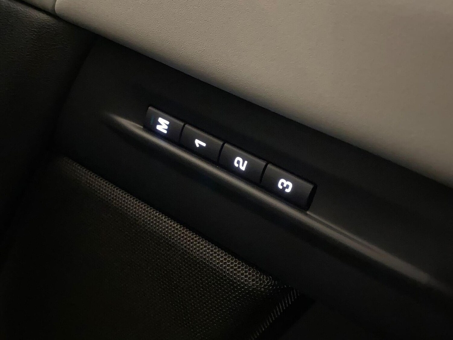 Used Land Rover Range Rover Evoque 2025 for sale - 78191509: Photo 27