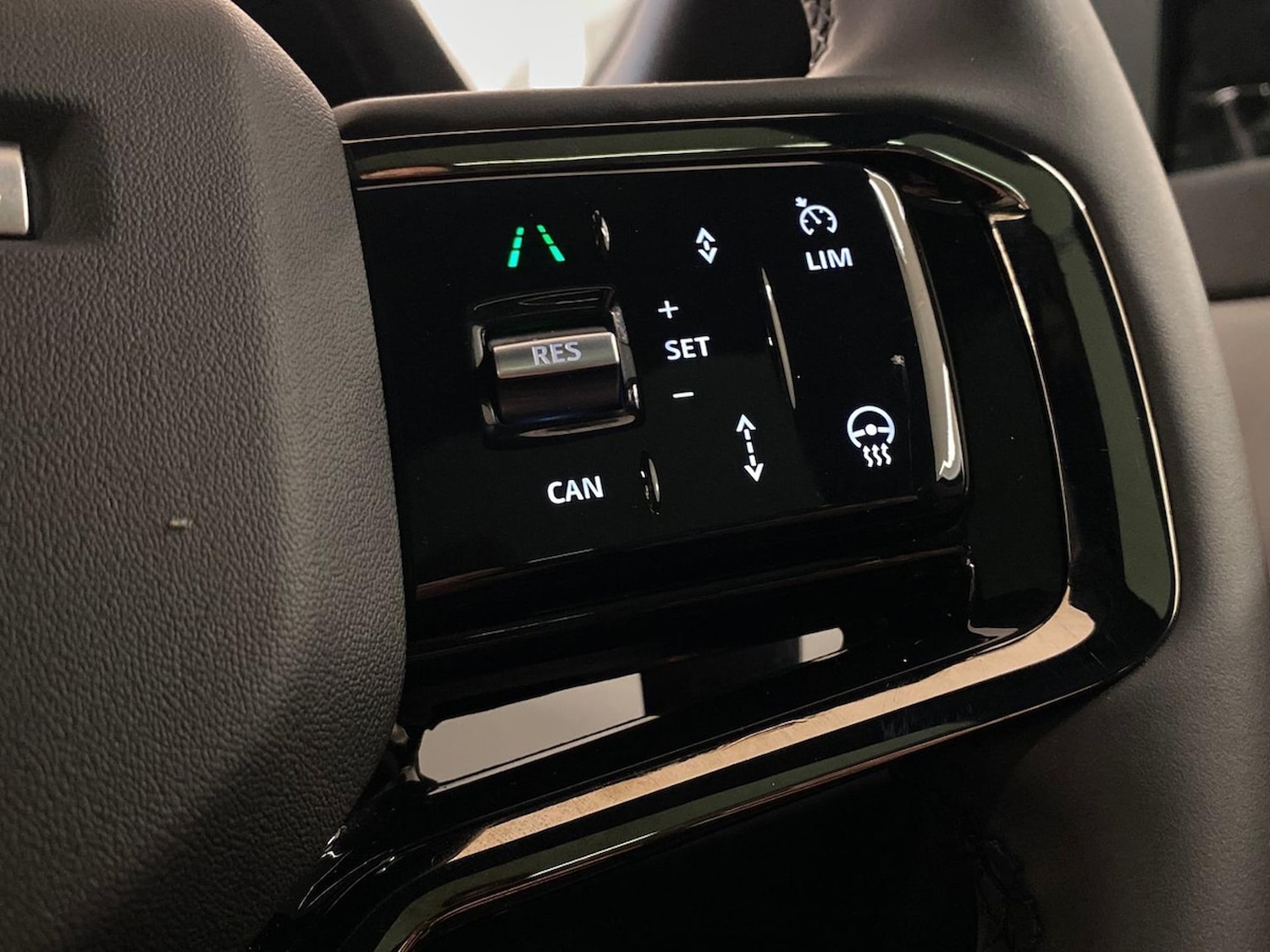 Used Land Rover Range Rover Evoque 2025 for sale - 78191509: Photo 35