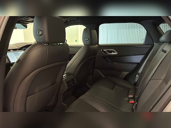 Used Land Rover Range Rover Velar 2026 for sale - 79459315: Photo