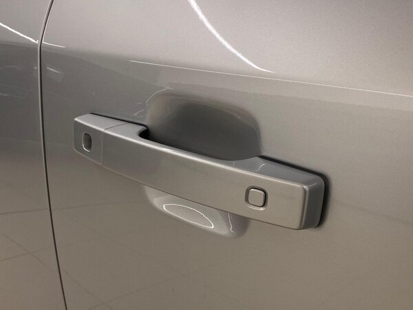 Used Land Rover Defender 2023 for sale - 76324607: Photo 33