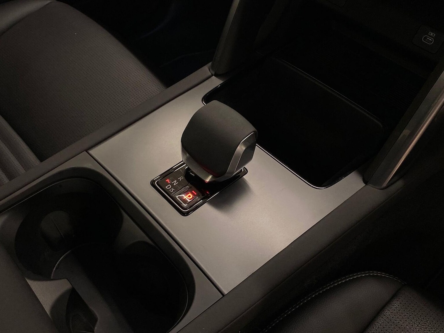 Used Land Rover Discovery Sport 2025 for sale - 76089102: Photo 13